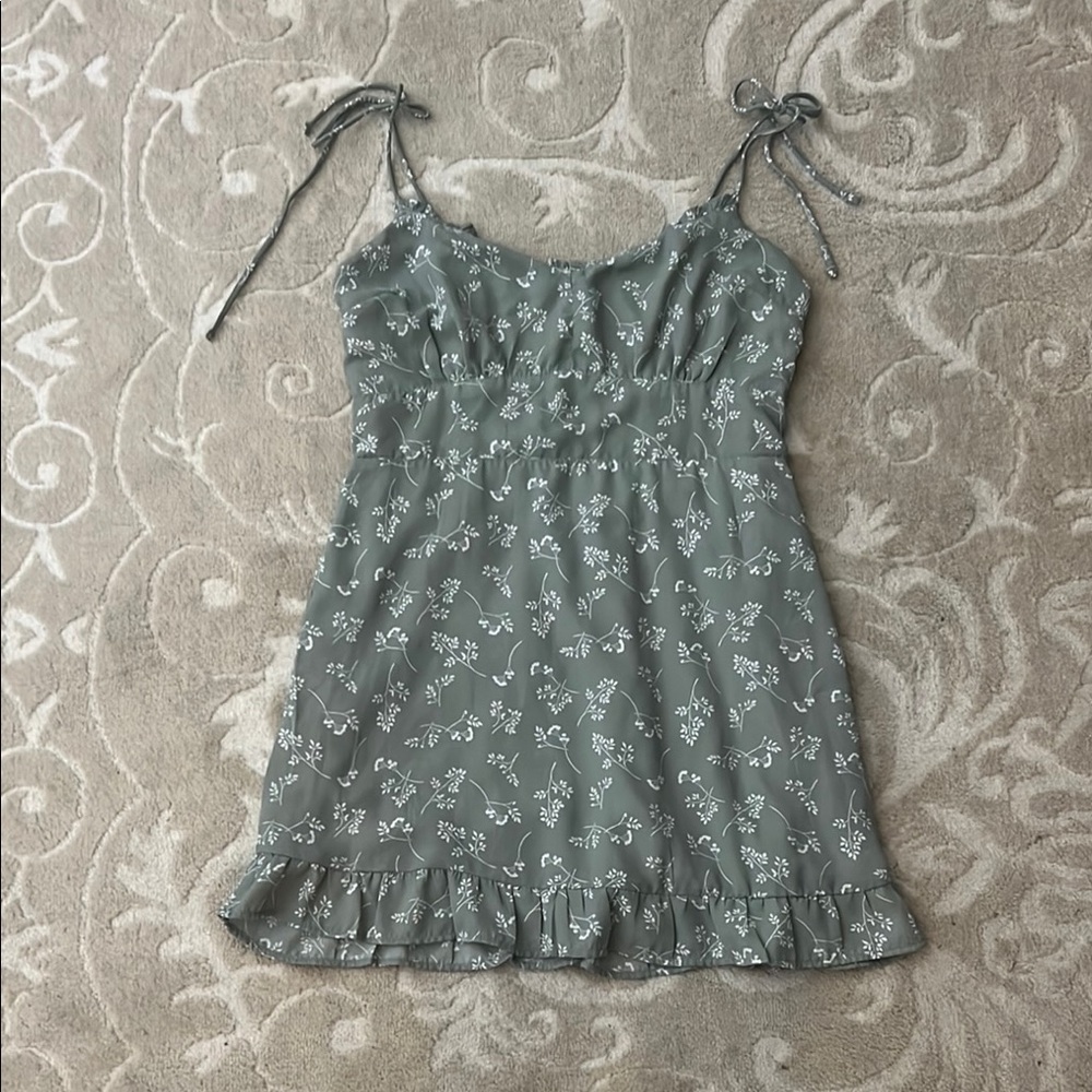Floral Print Dress with Ruffle Hem